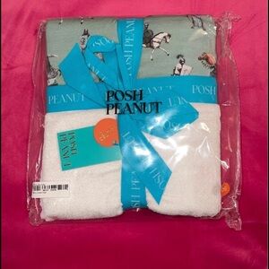 Posh Peanut Green and White Horse Print Towel